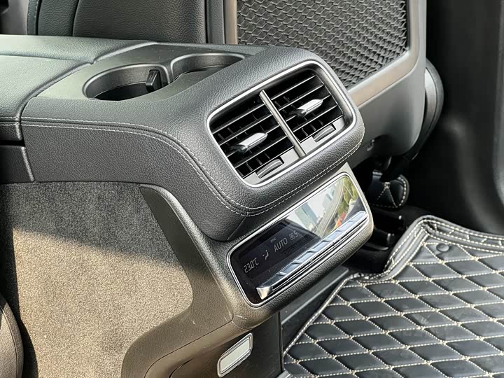 Mercedes-Benz GLS 2022 GLS 450 4 MATIC Luxury — фото 18