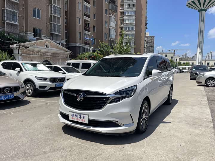 Buick GL 8 2022 ES 653 T Comfort