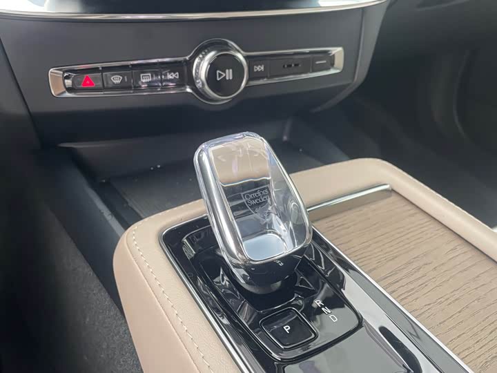 Volvo S90 Hybrid 2026 Hybrid 4 WD — фото 10