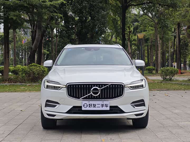 Volvo XC60 2020 T 5 4 WD — фото 2