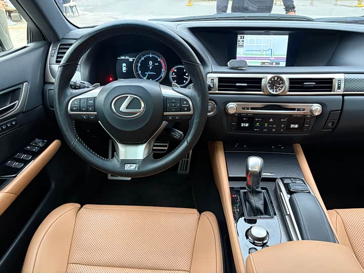 Lexus GS 2016 200t F SPORT — фото 16