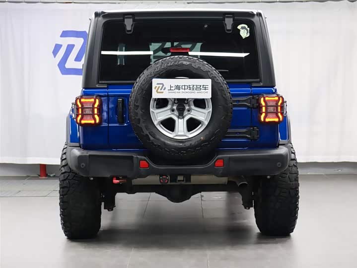 Jeep Wrangler — фото 4