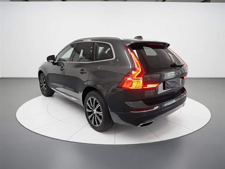 Volvo XC60 2020 T 5 4 WD — фото 5