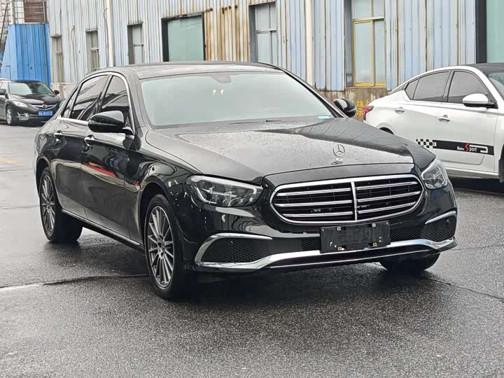 Mercedes-Benz E-Class 2023 E 260 L — фото 2