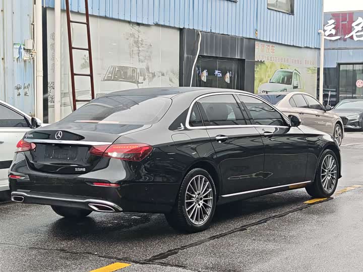 Mercedes-Benz E-Class 2023 E 260 L — фото 12