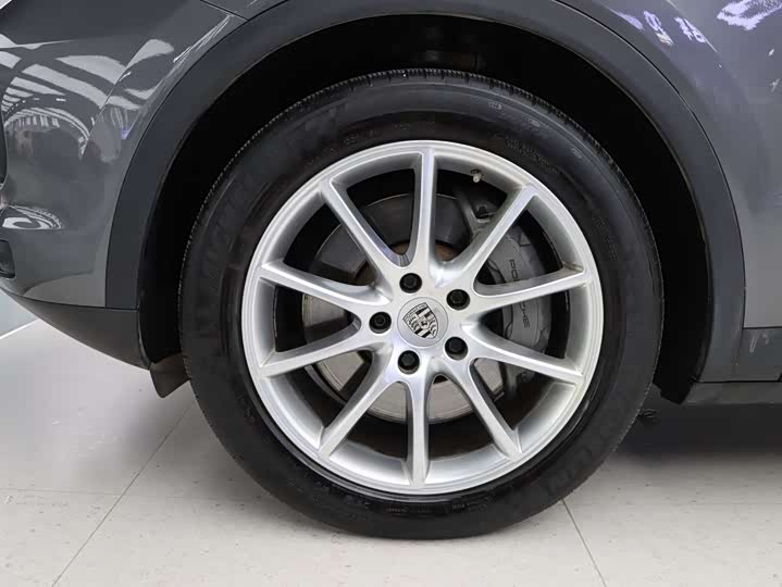 Porsche Cayenne 2018 Cayenne S 2.9 T — фото 9