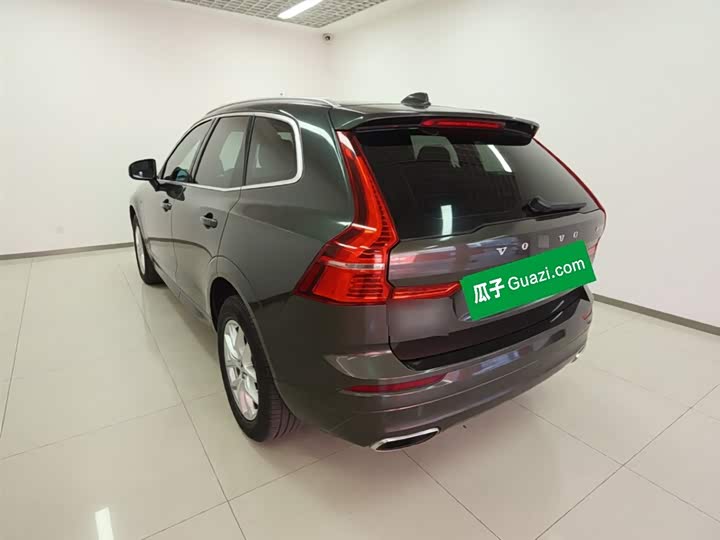 Volvo XC60 2019 T 5 4 WD VI — фото 23