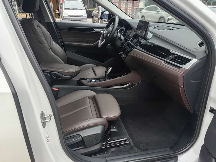 BMW X2 2022 s Drive 25i M — фото 19