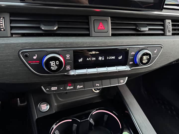 Audi A4L 40 TFSI люкс-динамик — фото 6