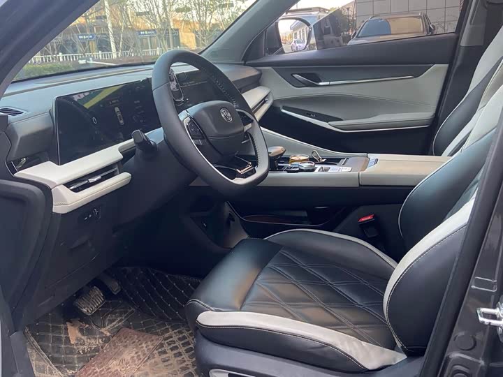 Changan CS75 PLUS 2023 1.5 T AT — фото 8