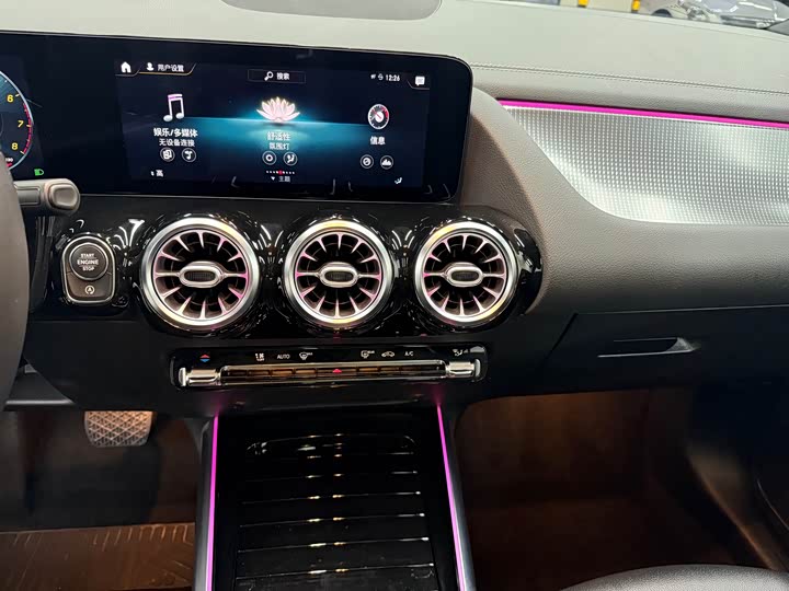 Mercedes-Benz GLA 2020 GLA 200 — фото 5