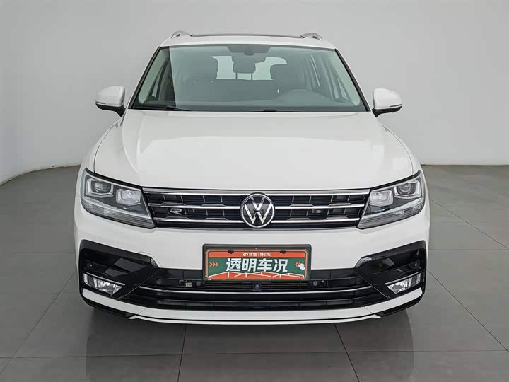 Volkswagen Tiguan L — фото 3