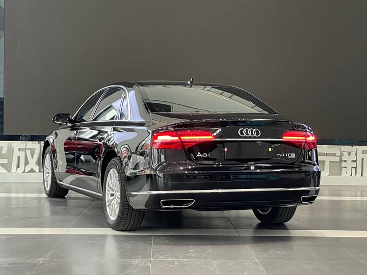 Audi A8 2016 A 8 L 45 TFSI quattro Comfort — фото 4