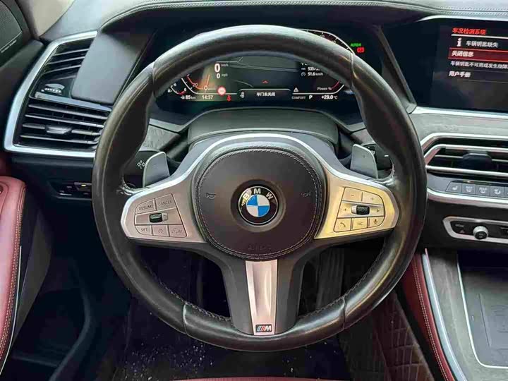 BMW X5 — фото 6