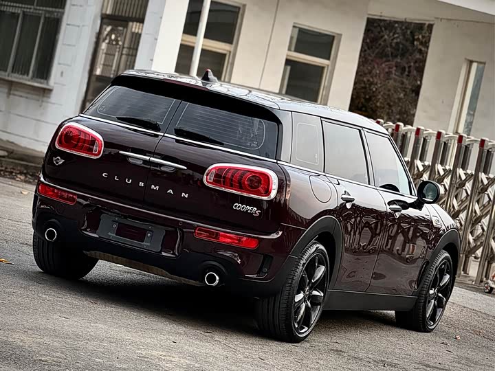 MINI Clubman — фото 7