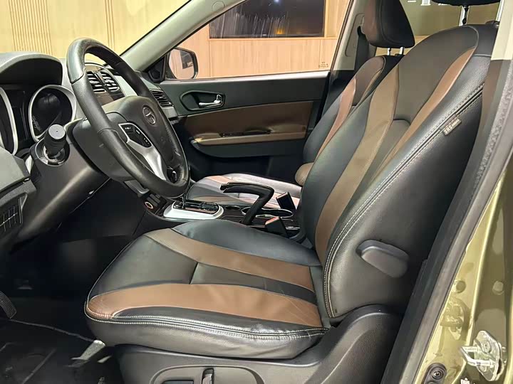 Trumpchi GS5 Super 2015 2.0 L AT 2 WD — фото 9
