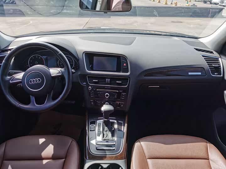 Audi Q5 2016 40 TFSI — фото 11