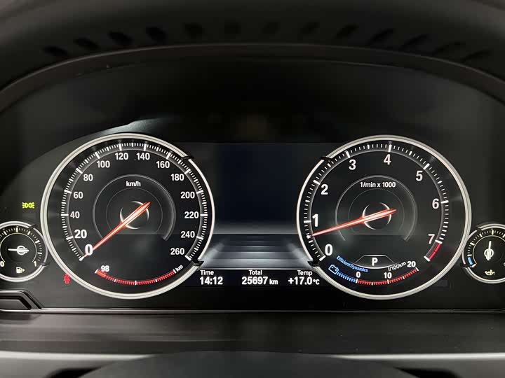 BMW X6 2018 x Drive 35i Leading — фото 17