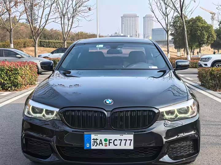 BMW 5-Series 2020 525 Li M — фото 2