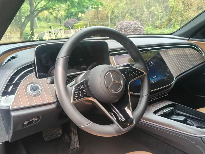Mercedes-Benz E-Class 2025 E 300 L — фото 7
