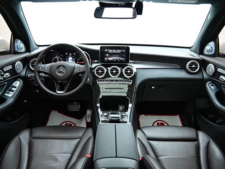 Mercedes-Benz GLC 2019 GLC 260 L 4 MATIC Luxury — фото 14