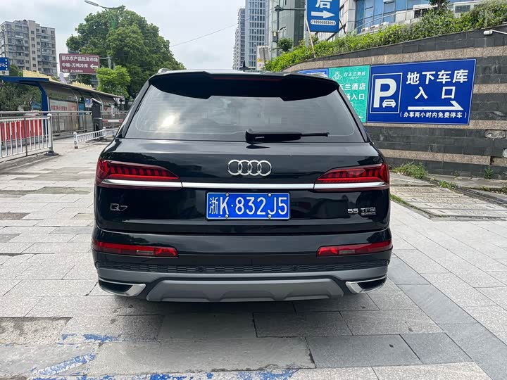 Audi Q7 2020 55 TFSI quattro S line Sport — фото 4