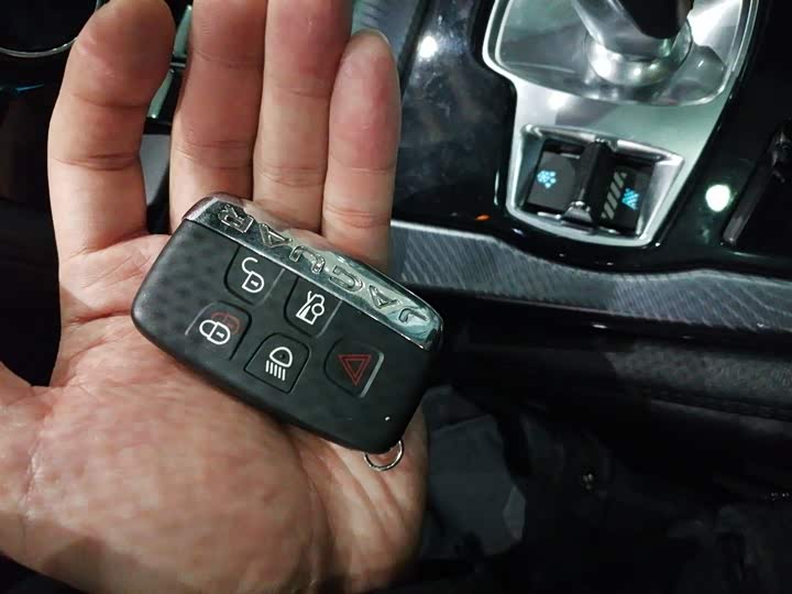 Jaguar F-TYPE 2021 P 380 R-Dynamic — фото 11