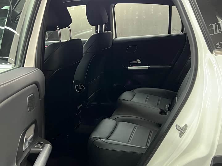 Mercedes-Benz GLA 2024 GLA 220 — фото 20