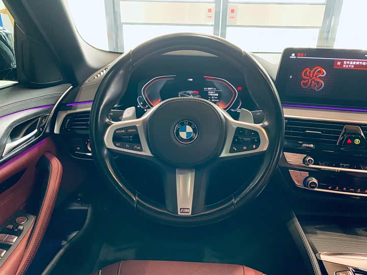BMW 5-Series 2022 530 Li Leading M — фото 11