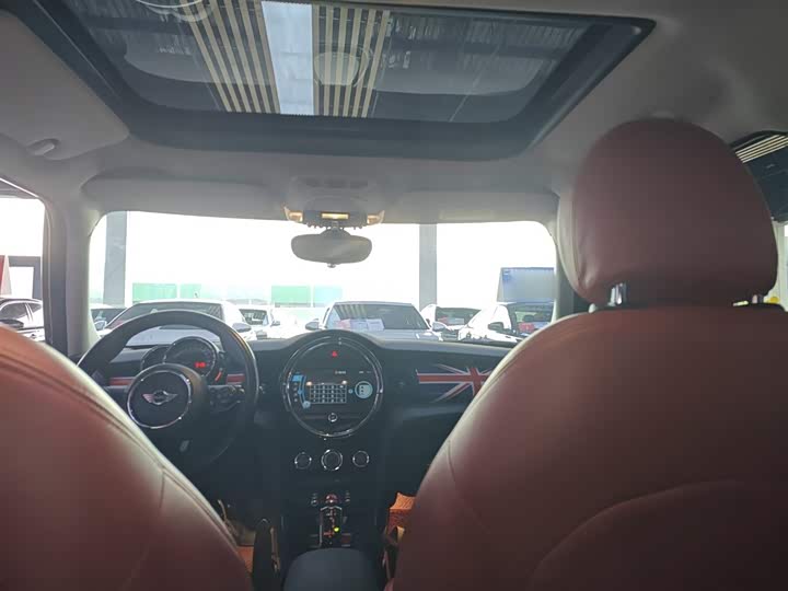 MINI Hatch — фото 14