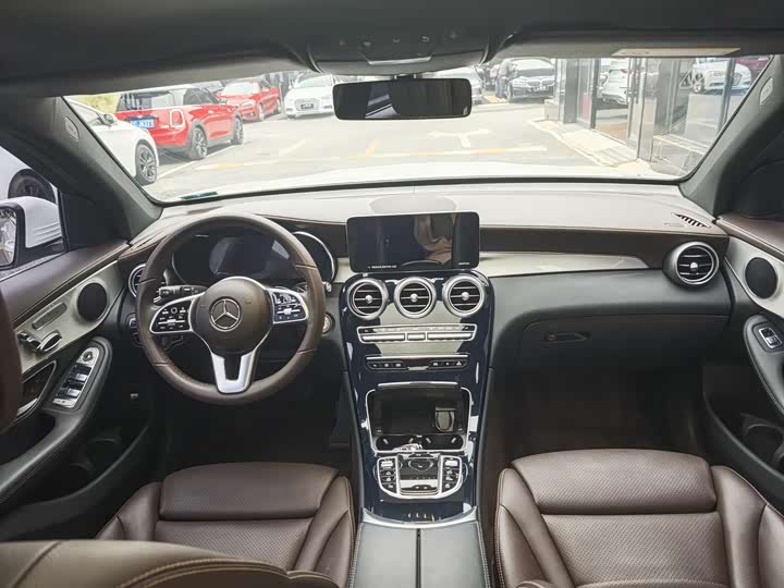 Mercedes-Benz GLC 2022 GLC 260 L 4 MATIC — фото 12