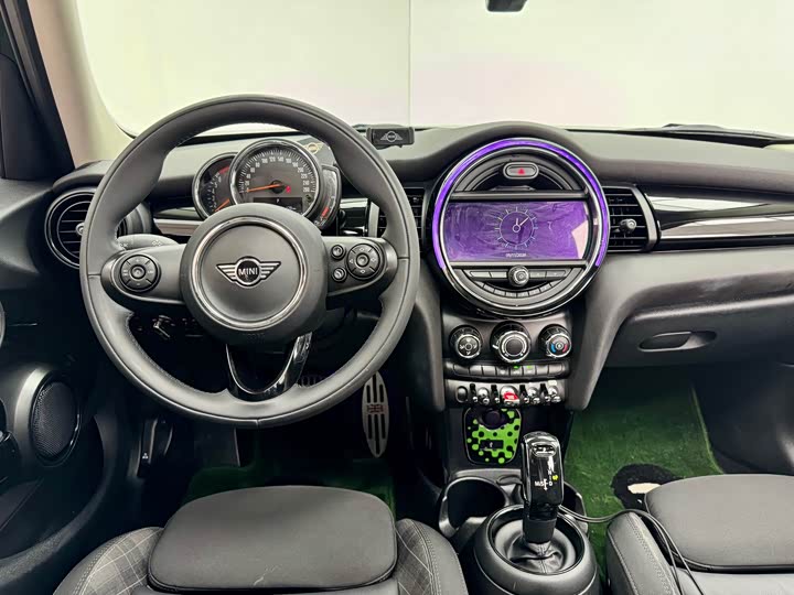 MINI Hatch — фото 17