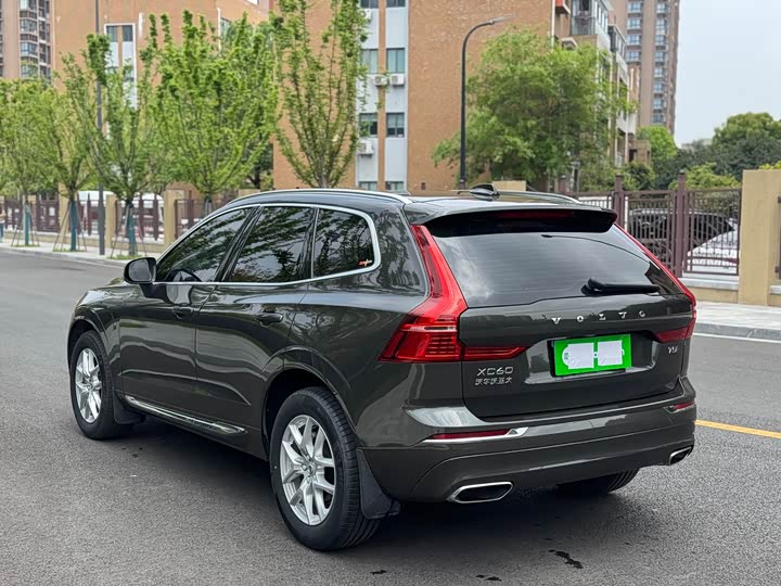 Volvo XC60 2021 T 5 4 WD — фото 4