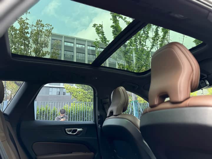 Volvo XC60 2021 T 5 4 WD — фото 15