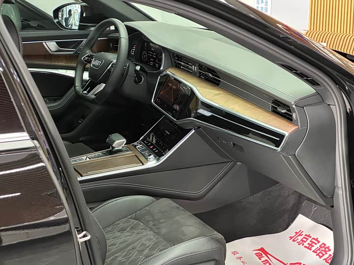 Audi A6L 2023 55 TFSI quattro — фото 13