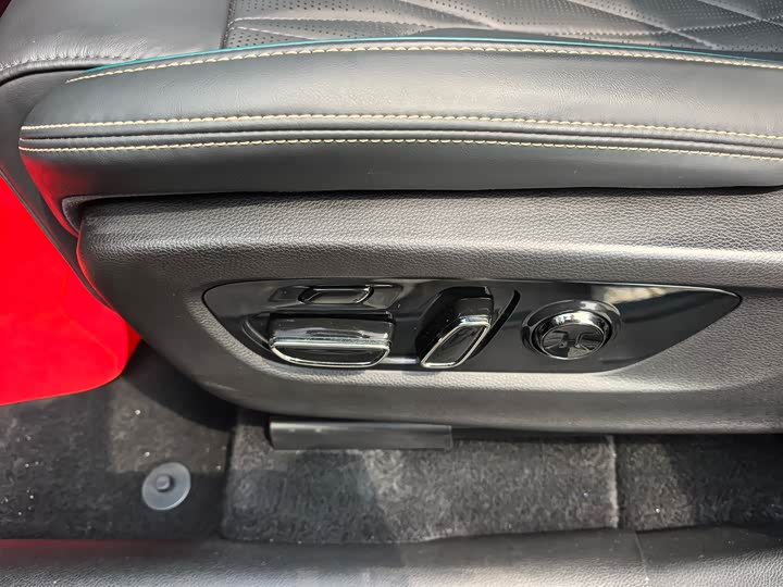 Trumpchi GS8 2022 2.0 TM 2 WD ( ) — фото 14