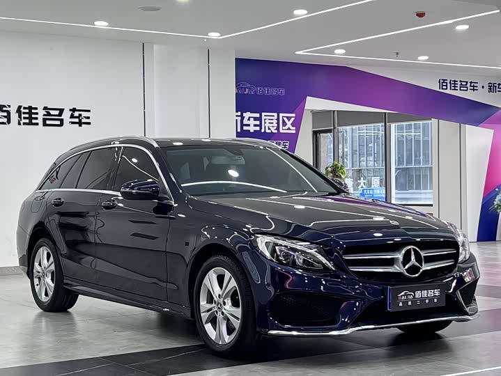 Mercedes-Benz C-Class 2018 C 180 — фото 1