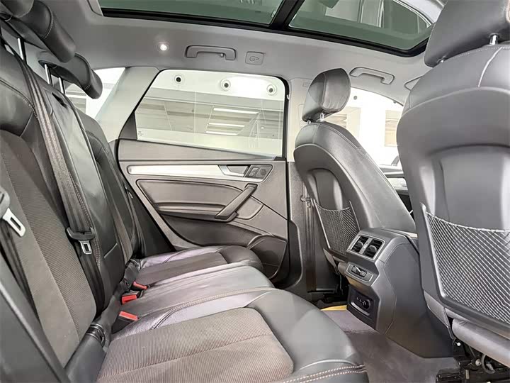 Audi Q5L 2020 40 TFSI — фото 7
