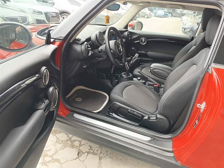 MINI Hatch — фото 16