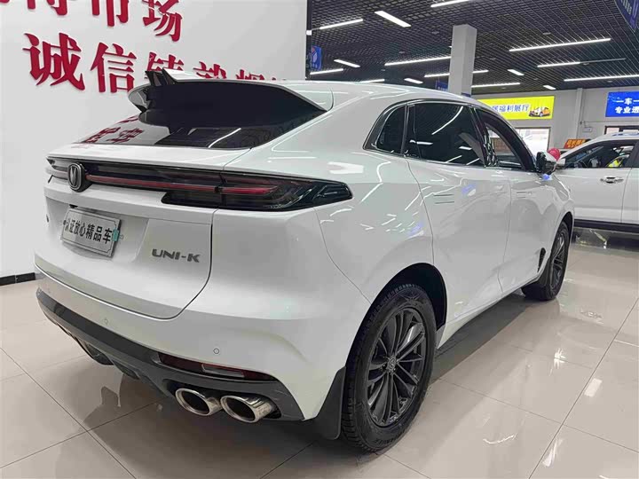 Changan UNI-K 2021 2.0 T Luxury — фото 4
