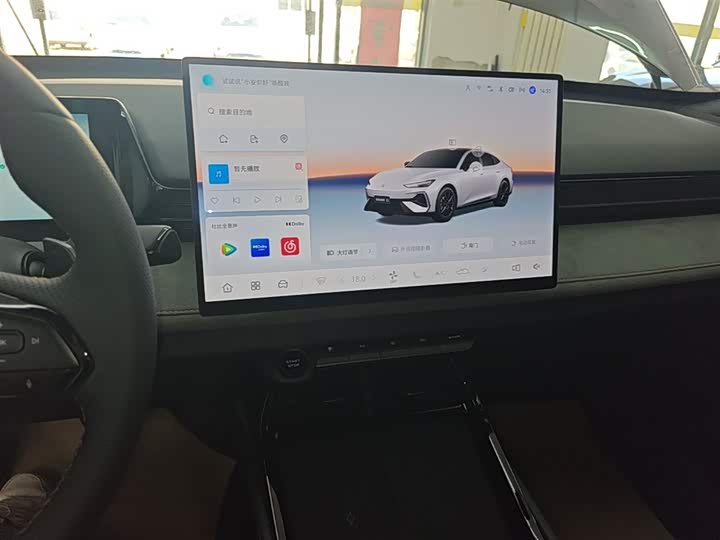 Changan UNI-V 2025 2.0 T — фото 13
