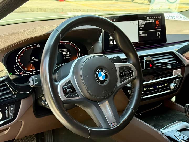 BMW 5 Series рестайлинг 525Li M спортпакет — фото 10