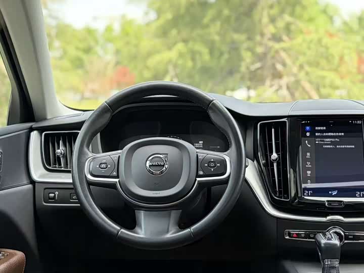 Volvo XC60 2020 T 5 4 WD — фото 24