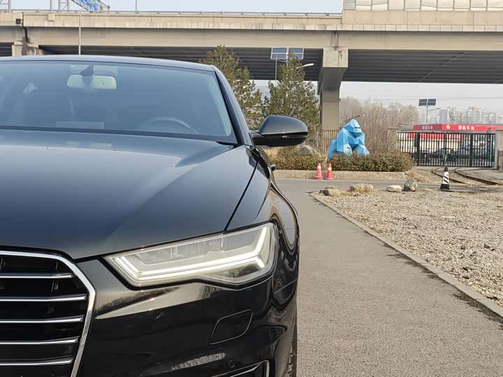 Audi A6L 2018 30 35 TFSI — фото 3