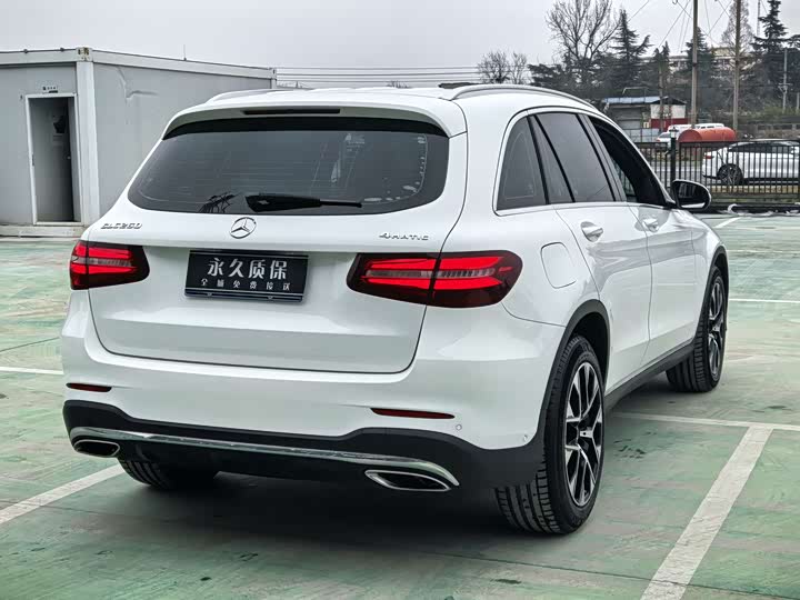 Mercedes-Benz GLC 2017 GLC 260 4 MATIC — фото 19