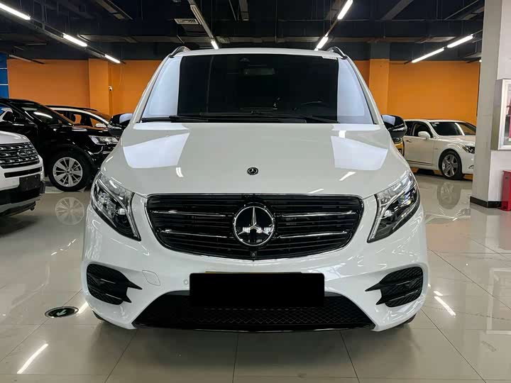 Mercedes-Benz V-Class 2018 V 260 AMG V — фото 2