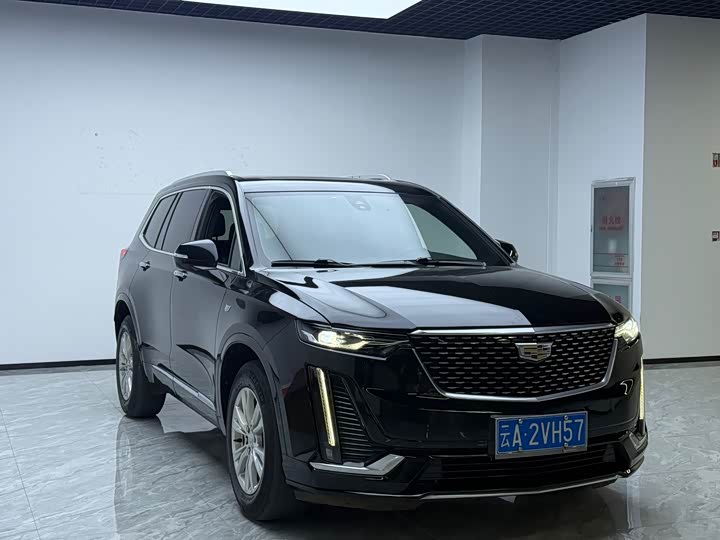 Cadillac XT6 2021 28 T 4 WD — фото 3