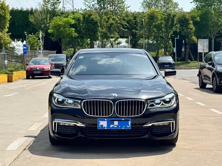 BMW 7 Series — фото 2