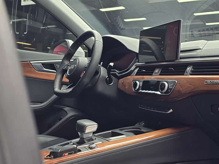 Audi A4L 2020 40 TFSI quattro — фото 10