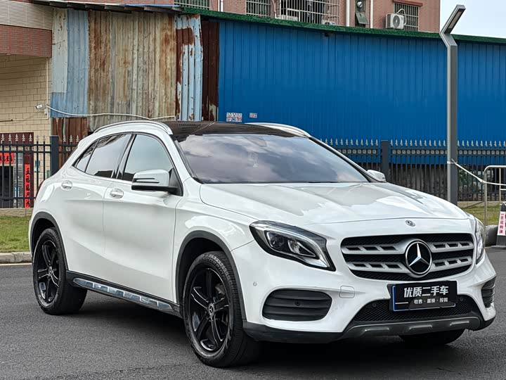 Mercedes-Benz GLA 2019 GLA 200 — фото 3